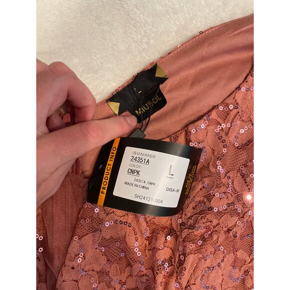 Miusol Pink Lace Maxi Dress - Picture 8 of 16